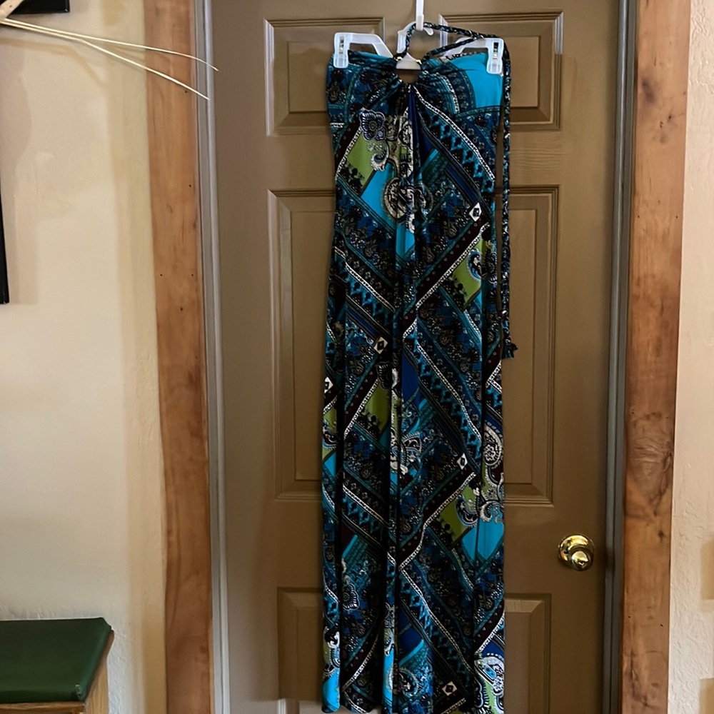 Beautiful summer dress.